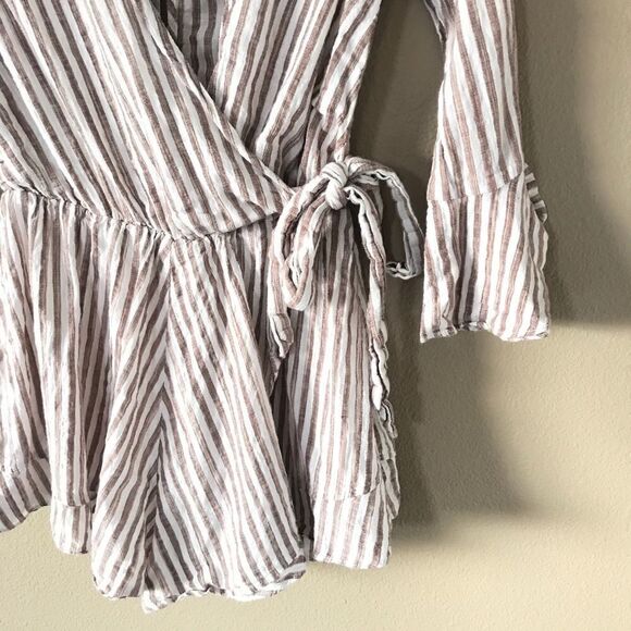 Flowy Striped Wrap Romper - Picture 3 of 6